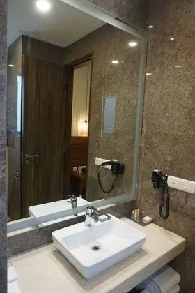 Süit, 1 En Büyük (King) Boy Yatak, Sigara İçilmez