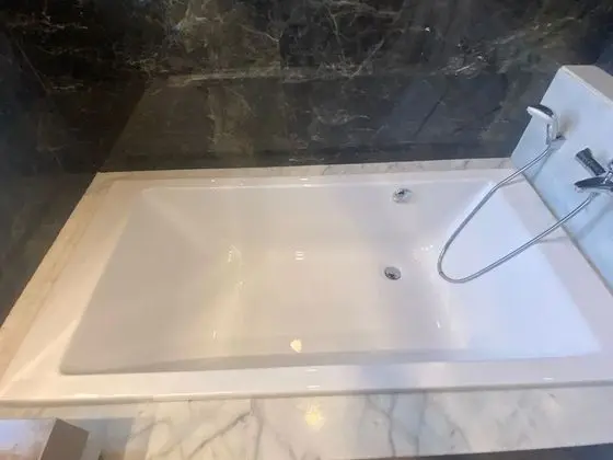 Süit, 1 En Büyük (King) Boy Yatak, Sigara İçilmez