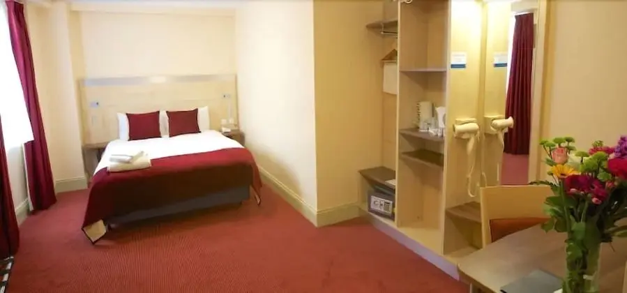 Standard Oda, 1 Çift Kişilik Yatak ve Çekyat, Sigara İçilmez