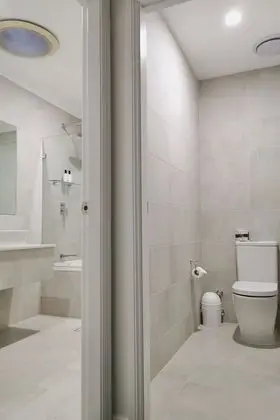 Family Tek Büyük Yataklı Oda, 2 Yatak Odası, Sigara İçilmez, Küvet