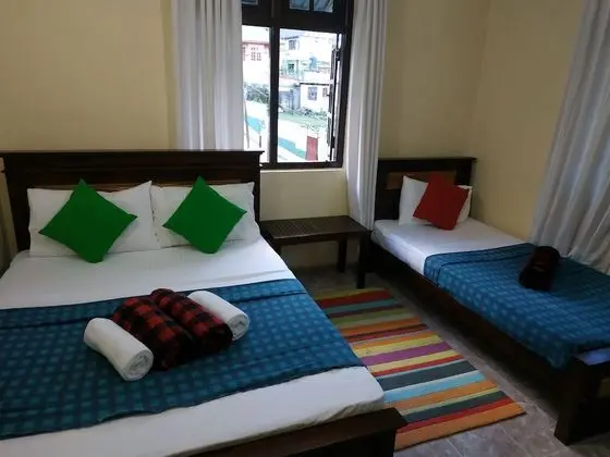 Deluxe Üç Kişilik Oda