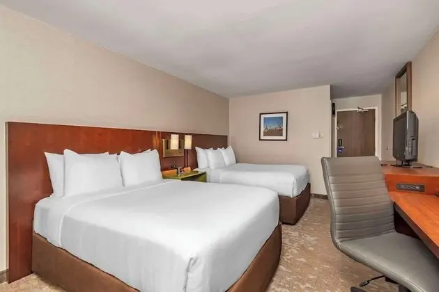 Oda, 2 Büyük (Queen) Boy Yatak, Sigara İçilmez (Upgrade, Pet Friendly)