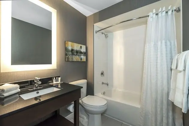 Oda, 2 Büyük (Queen) Boy Yatak, Sigara İçilmez (Upgrade, Pet Friendly)