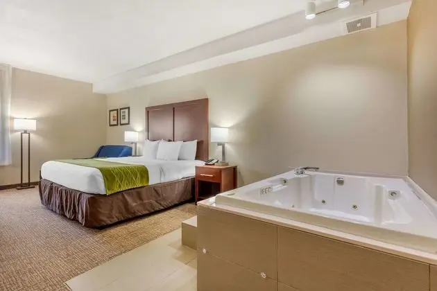 Standard Oda, 1 En Büyük (King) Boy Yatak ve Çekyat, Sigara İçilmez (1 Person Sofa bed)
