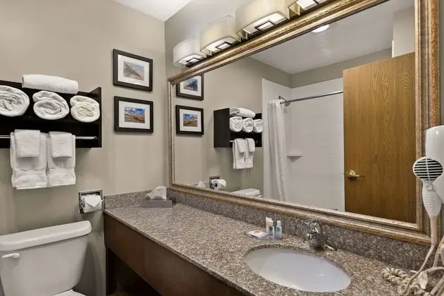 Süit, 1 Büyük (Queen) Boy Yatak, Sigara İçilmez (Upgrade)