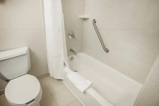 Standard Oda, 2 Büyük (Queen) Boy Yatak, Sigara İçilmez (2nd Floor No Pets)