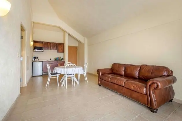 Family Süit, Sigara İçilmez (2 Rooms, 2 Double beds with Sofa bed)