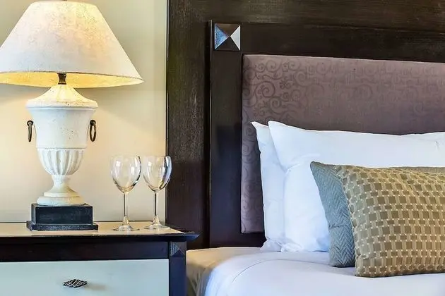 Executive İki Ayrı Yataklı Oda (1 Queen & 1 Single Bed)