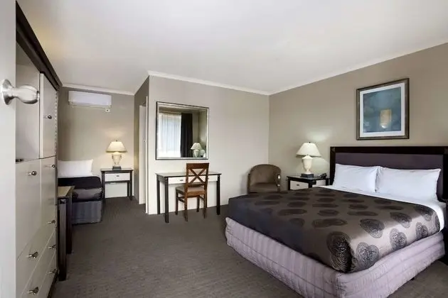 Executive İki Ayrı Yataklı Oda (1 Queen & 1 Single Bed)