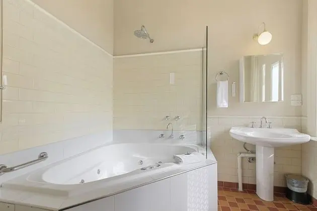 Deluxe Oda, Sıcak Su Küveti (Deluxe King with Spa)
