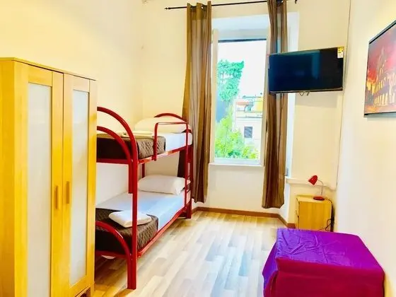 Ortak Ranzalı Oda, Sadece kadınlar için