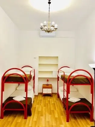 Ortak Ranzalı Oda, Sadece kadınlar için