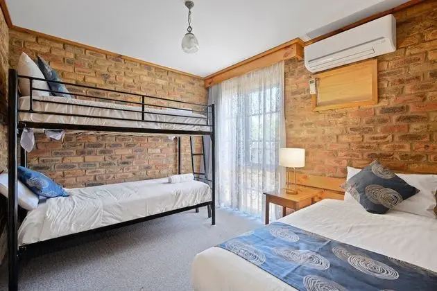 Family Oda (Family Room Sleeps 5 )