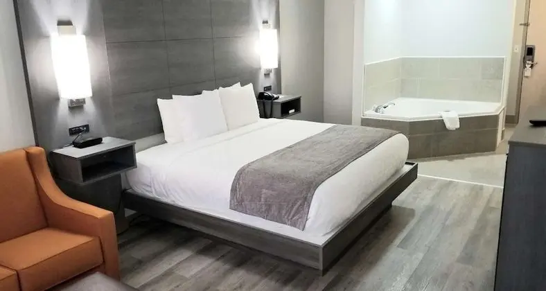 Standard Oda, 1 En Büyük (King) Boy Yatak ve Çekyat, Sigara İçilmez, Sıcak Su Küveti (with Sofabed)