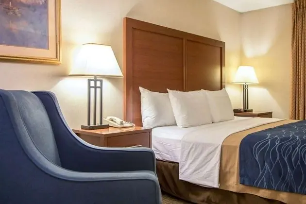 Süit, 1 Büyük (Queen) Boy Yatak, Sigara İçilmez (Bathtub w/ Grab Bars)