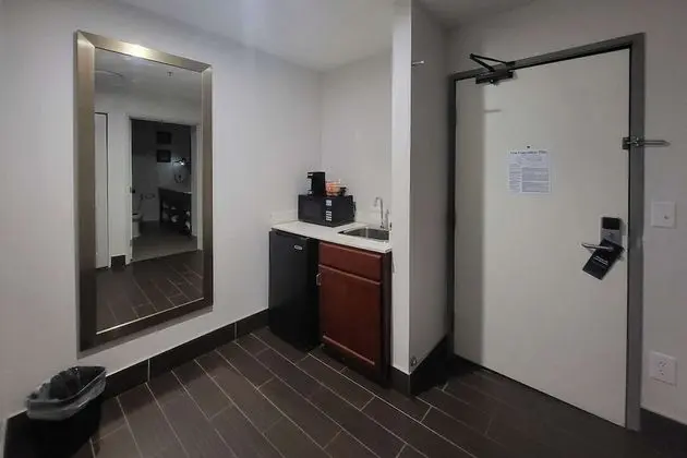 Standard Oda, 1 En Büyük (King) Boy Yatak, Sigara İçilmez