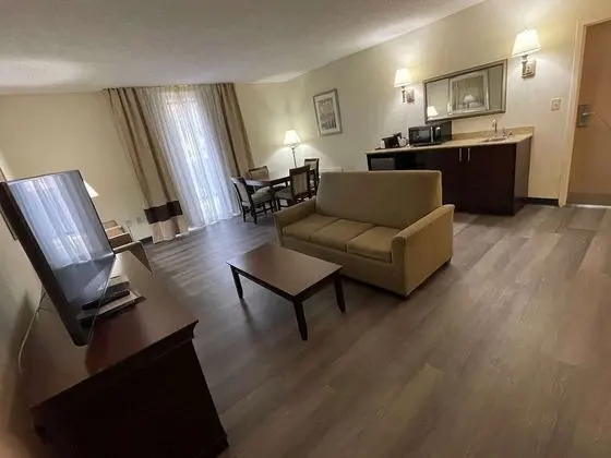 Süit, Birden Çok Yatak, Sigara İçilmez (Upgrade)