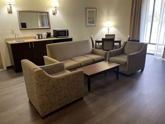 Süit, Birden Çok Yatak, Sigara İçilmez (Upgrade)