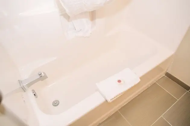 Standard Oda, 1 En Büyük (King) Boy Yatak, Sigara İçilmez
