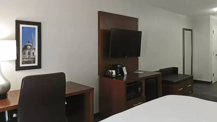 Süit, 1 En Büyük (King) Boy Yatak, Sigara İçilmez