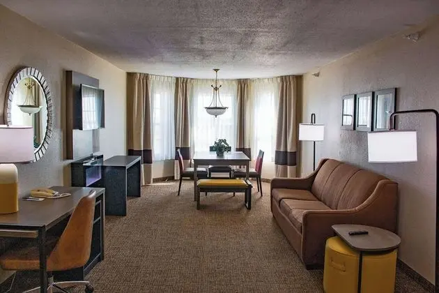 1 King Bed, Non Smoking, Jacuzzi Tub