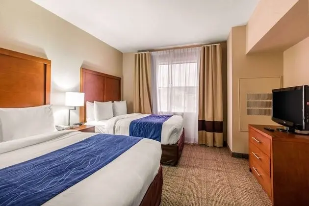 Room, 2 Queen Beds, Non Smoking