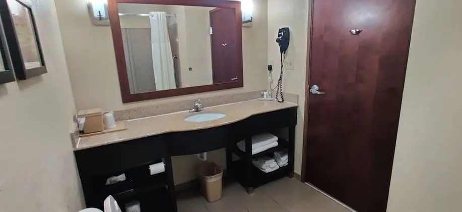 Standard Oda, 2 Büyük (Queen) Boy Yatak, Sigara İçilmez