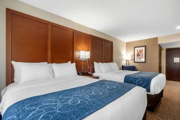 Oda, 2 Büyük (Queen) Boy Yatak, Engellilere Uygun, Sigara İçilmez