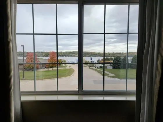 Standard Oda, 2 Büyük (Queen) Boy Yatak, Sigara İçilmez, Nehir Manzaralı