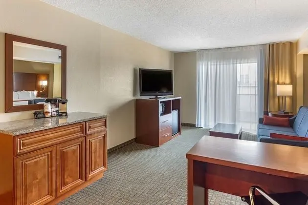 Süit, 1 En Büyük (King) Boy Yatak ve Çekyat, Sigara İçilmez