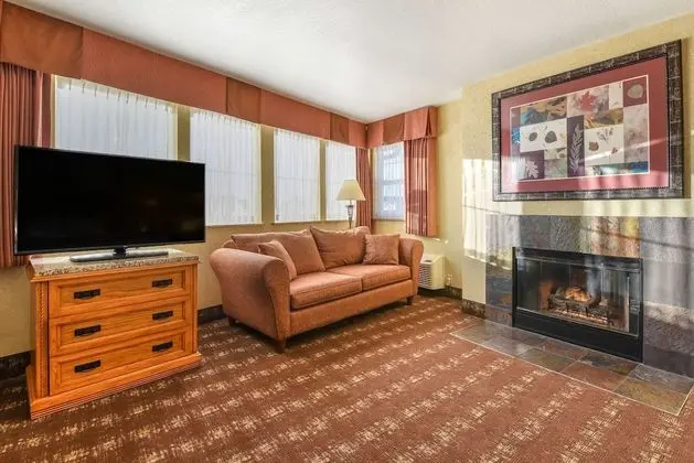 1 King Bed, Suite, Spa Bath, Nonsmoking