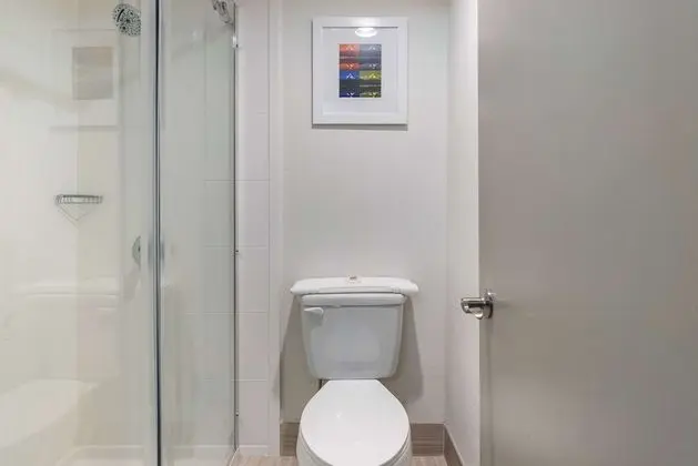 Standard Oda, 2 Büyük (Queen) Boy Yatak, Sigara İçilmez (Pet Friendly)