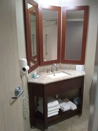 Standard Oda, 1 En Büyük (King) Boy Yatak, Sigara İçilmez