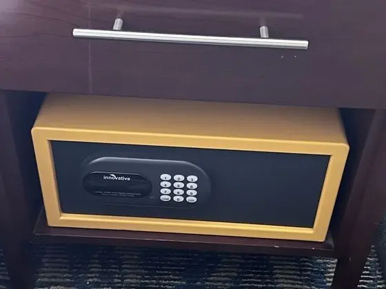 Standard Oda, Sigara İçilmez