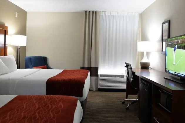Room, Two Queen Bed, Non Smoking, Upgrade