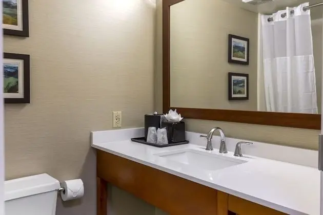 Room, Two Queen Bed, Non Smoking, Upgrade