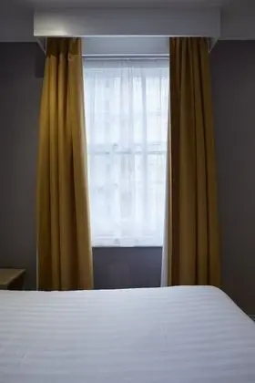 Standard Üç Kişilik Oda