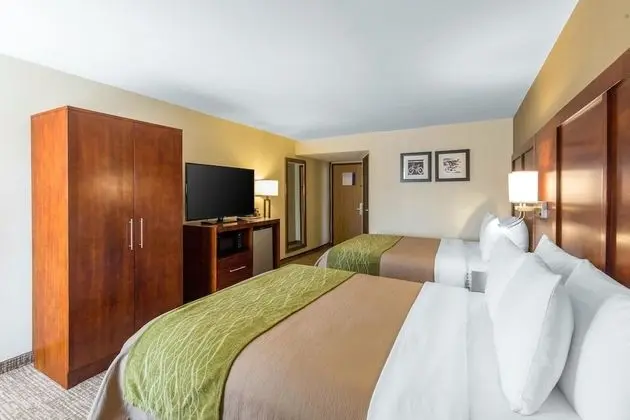 Oda, 2 Büyük (Queen) Boy Yatak, Sigara İçilmez