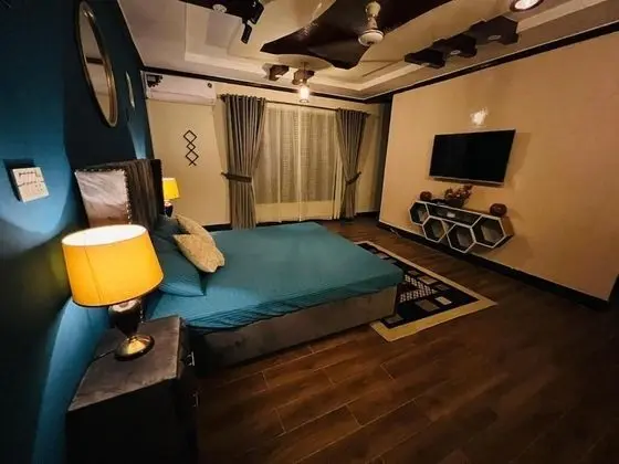 Deluxe Tek Büyük Yataklı Oda