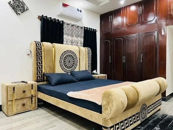 Deluxe Tek Büyük Yataklı Oda