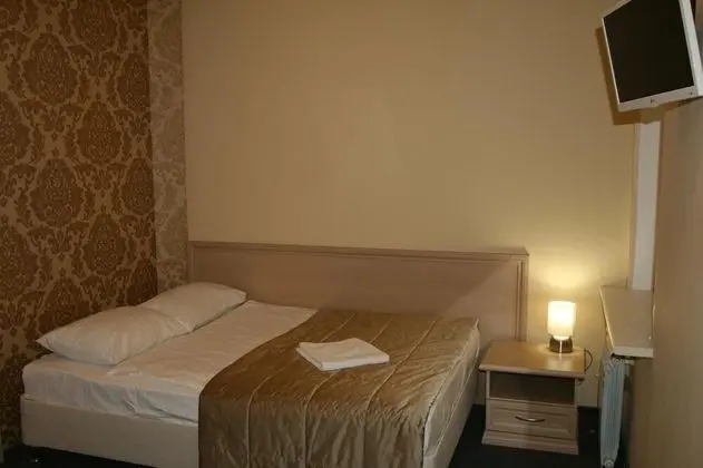 Comfort Tek Büyük Yataklı Oda