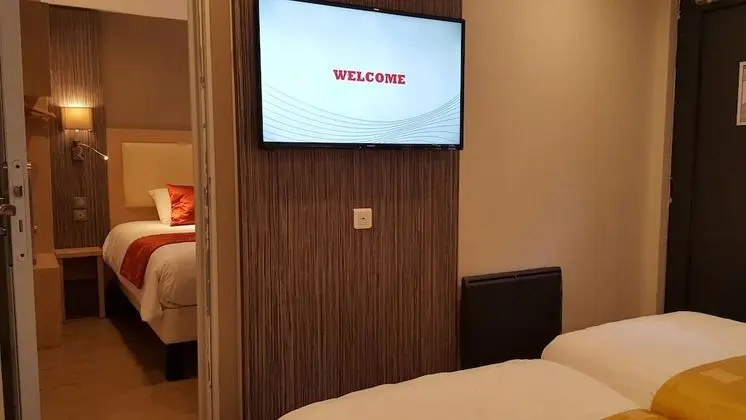 Dört Kişilik Oda (Connecting)