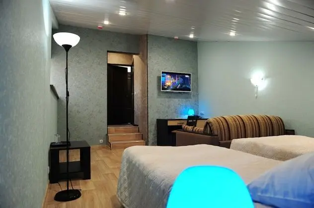 Tek Büyük veya İki Ayrı Yataklı Oda