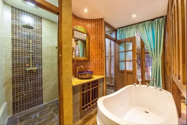 Deluxe Tek Büyük Yataklı Oda