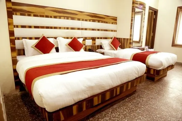 Deluxe Üç Kişilik Oda