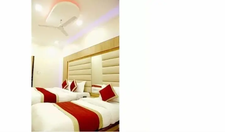 Deluxe Üç Kişilik Oda