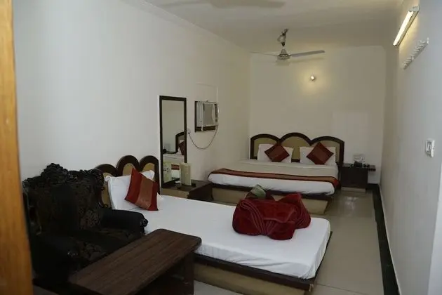 Deluxe Üç Kişilik Oda, Birden Çok Yatak