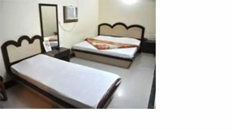 Deluxe Üç Kişilik Oda, Birden Çok Yatak