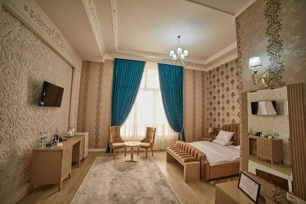 Luxury Tek Büyük Yataklı Oda