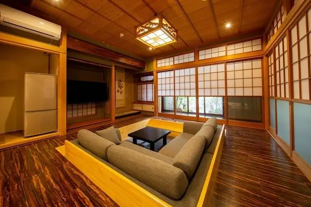 Ev (Private Vacation Home)